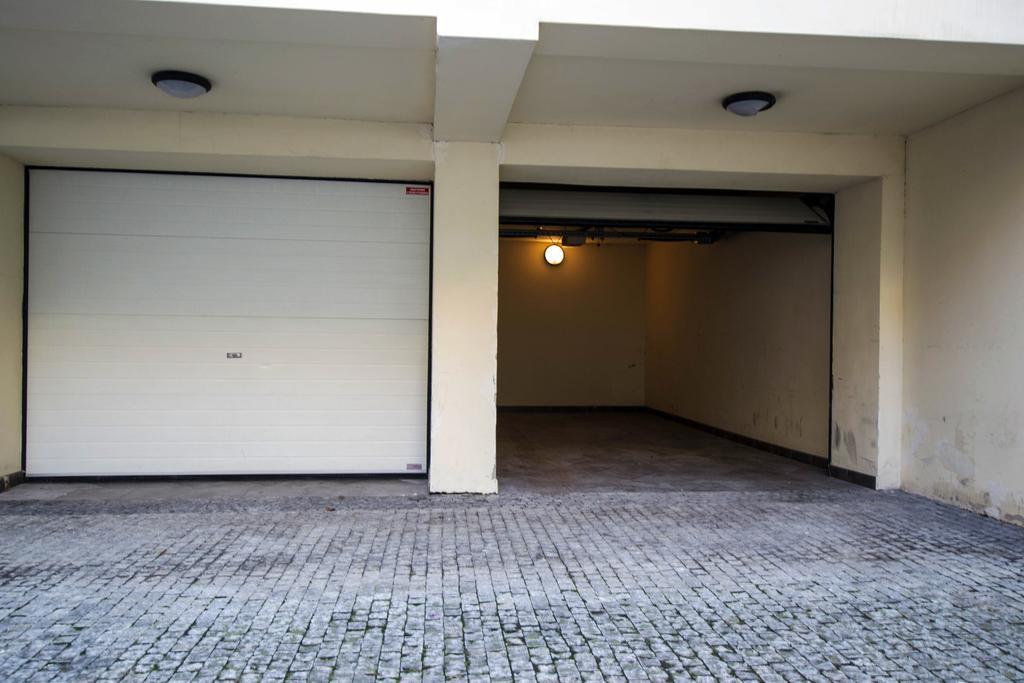 Ruterra Red Roofs View With Garage Apartamento Praga Exterior foto